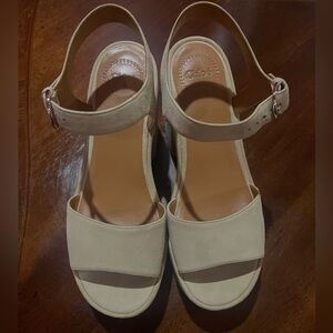 Brand new Chloe heeled sandals, nude, never worn, size 38.5 or 8.5. No box